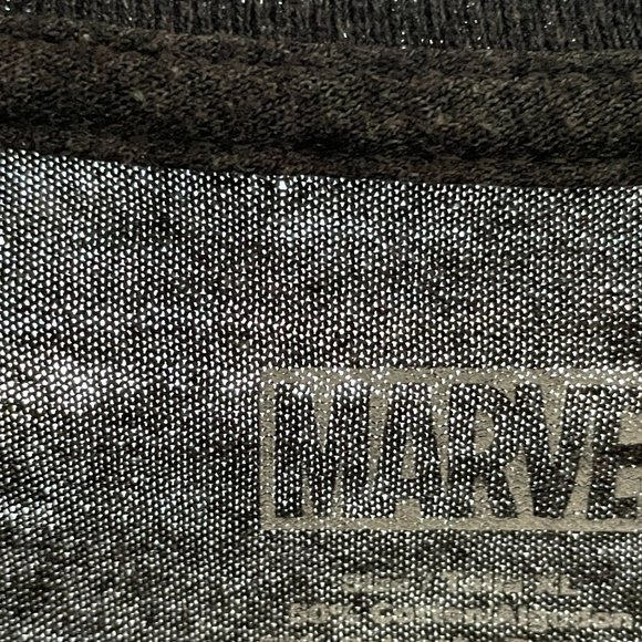 4/$25 Marvel TShirt Deadpool Comics Simple Distressed Logo Shield Gray Men XL - Picture 7 of 9